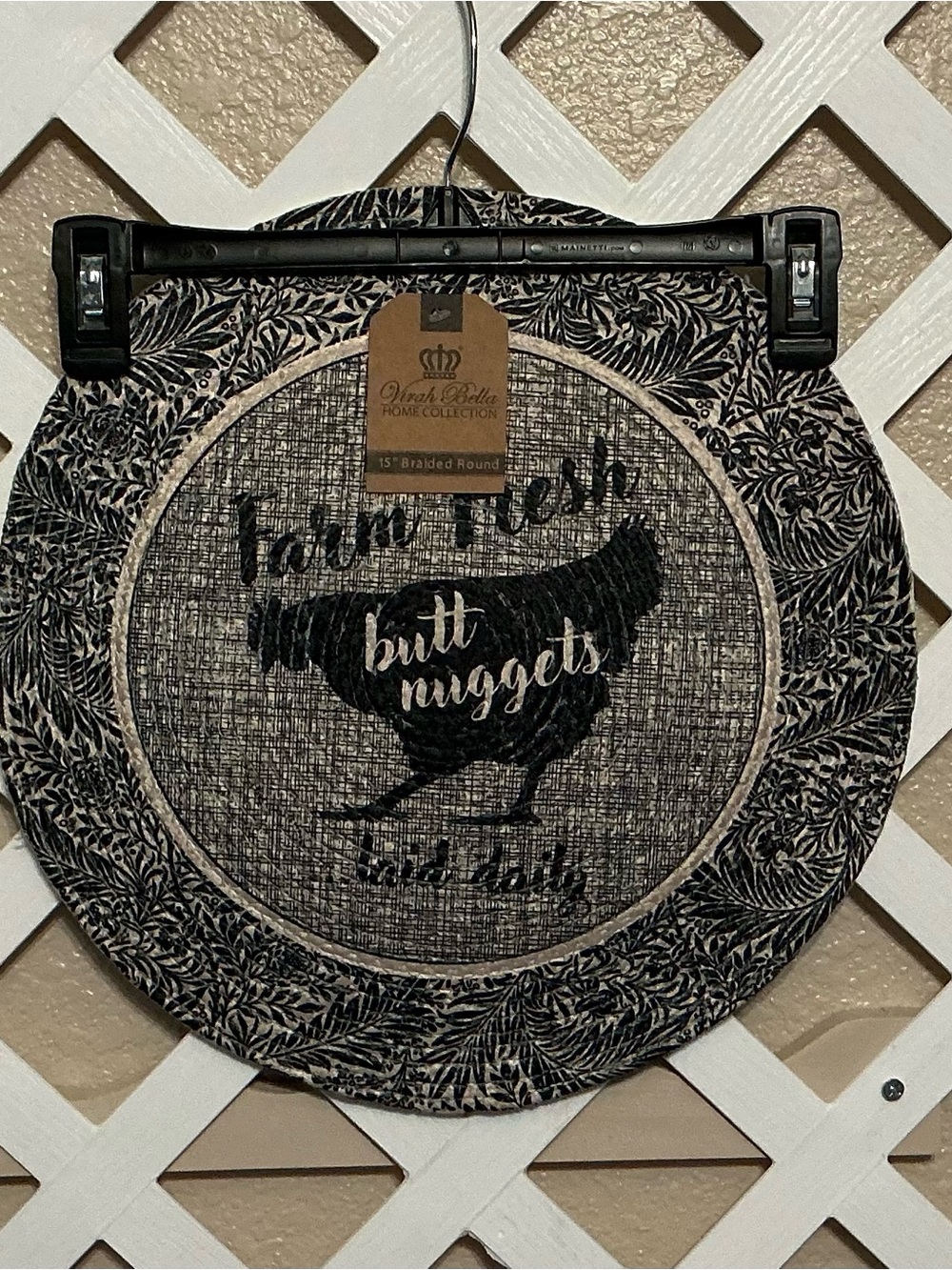 Viral Bella Set of 4 Farm Fresh Butt Nuggets Round Braided Placemats